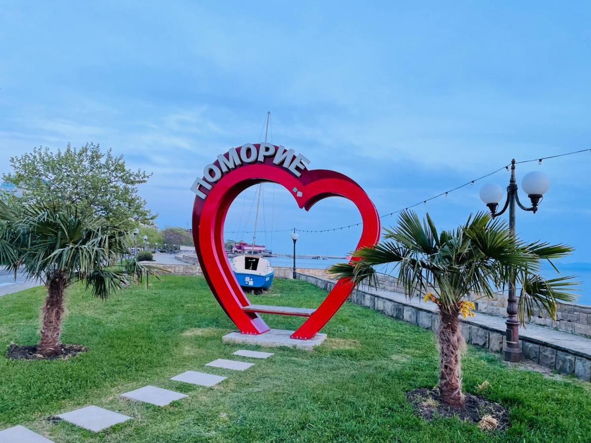 Beach Residence Pomorie Esterno foto